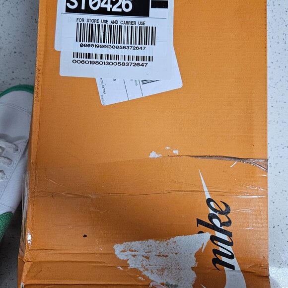 Nike Blazer Mid 77 Size 10 womens/8.5 mens new damaged box green white christmas - Picture 15 of 16